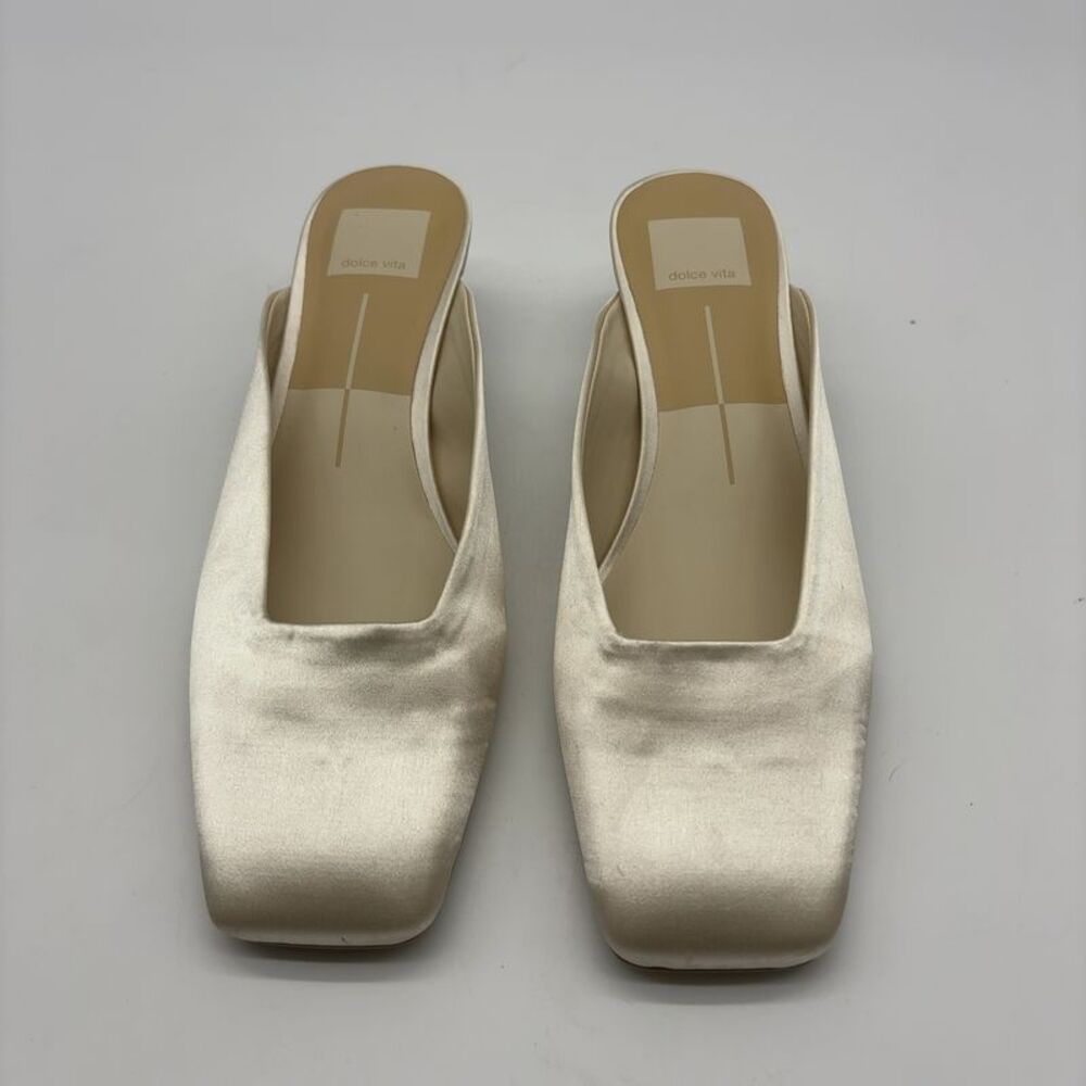 Dolce Vita Kitten Heel - Picture 4 of 6